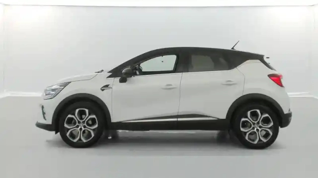 Renault Captur tce 90 - 21 — photo 11