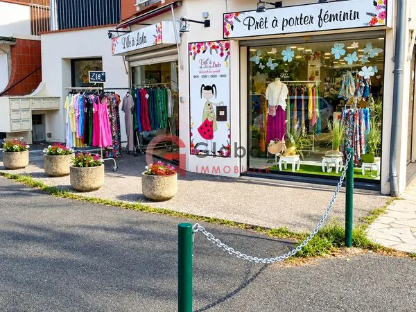 Boutique 65 m² Cornebarrieu