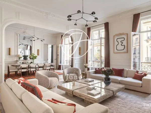 Paris 8e - RUE DE MARIGNAN / MONTAIGNE - Appartement à vendre - 5 pièces - 196,57m² Carrez - 2/3 Cha