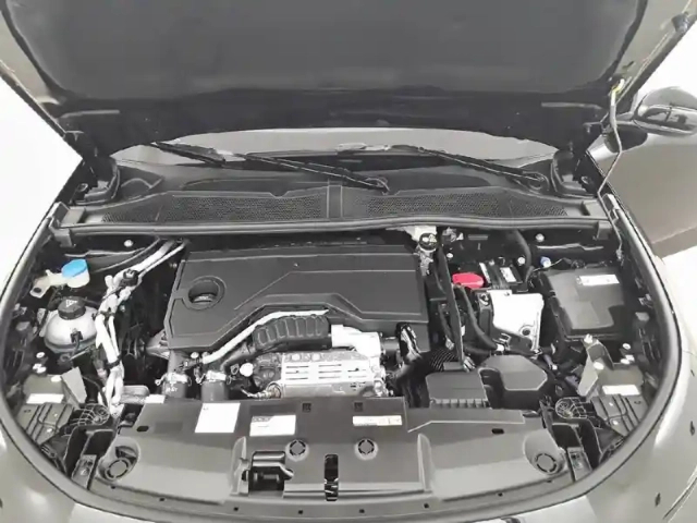 Peugeot 308 sw hybrid 145 e-dcs6 — photo 45