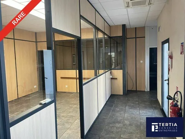 Bureau 1460 m²