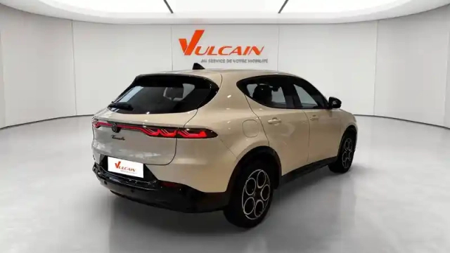 Alfa Romeo Tonale 1.5 hybrid 130 ch tct7 — photo 54