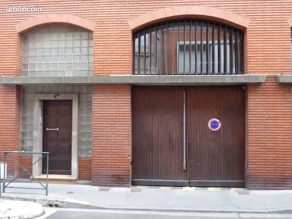 Garage / box ferme a vendre