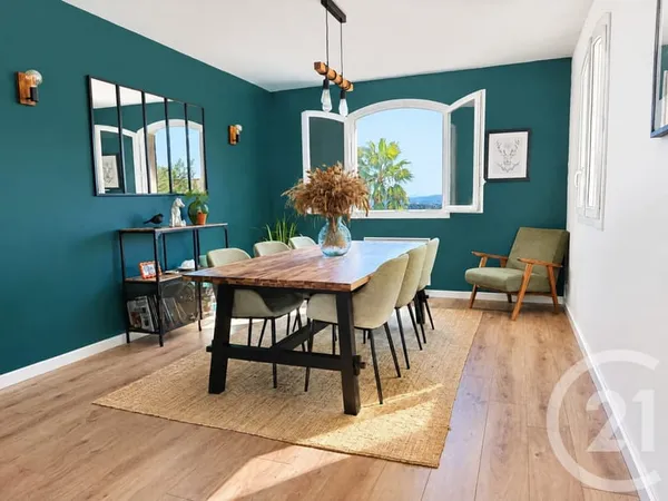 Maison 5 pièces 143 m²