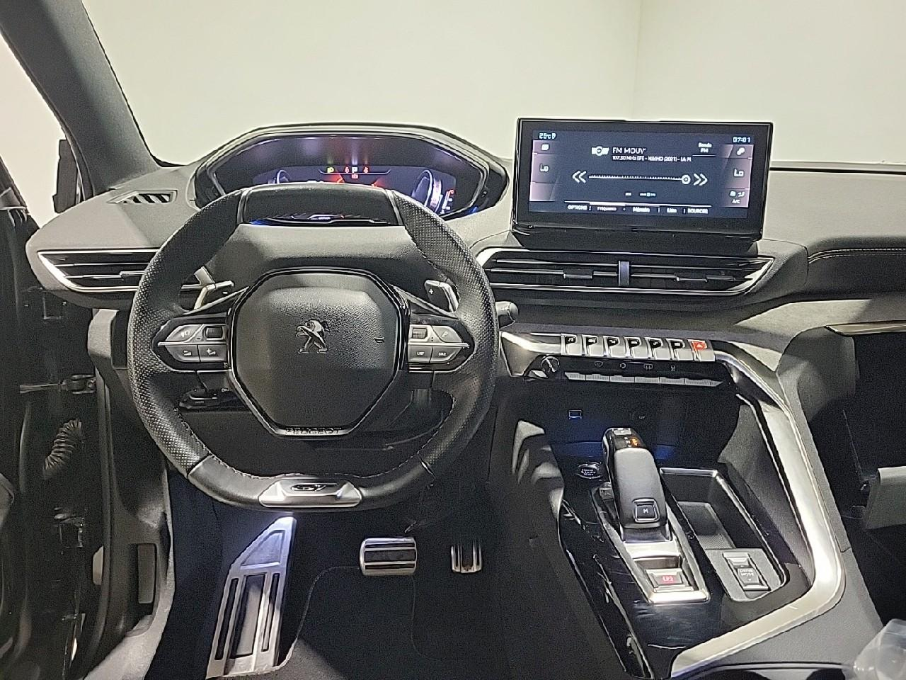 Peugeot 3008 puretech 130ch s&s eat8 gt — photo 12