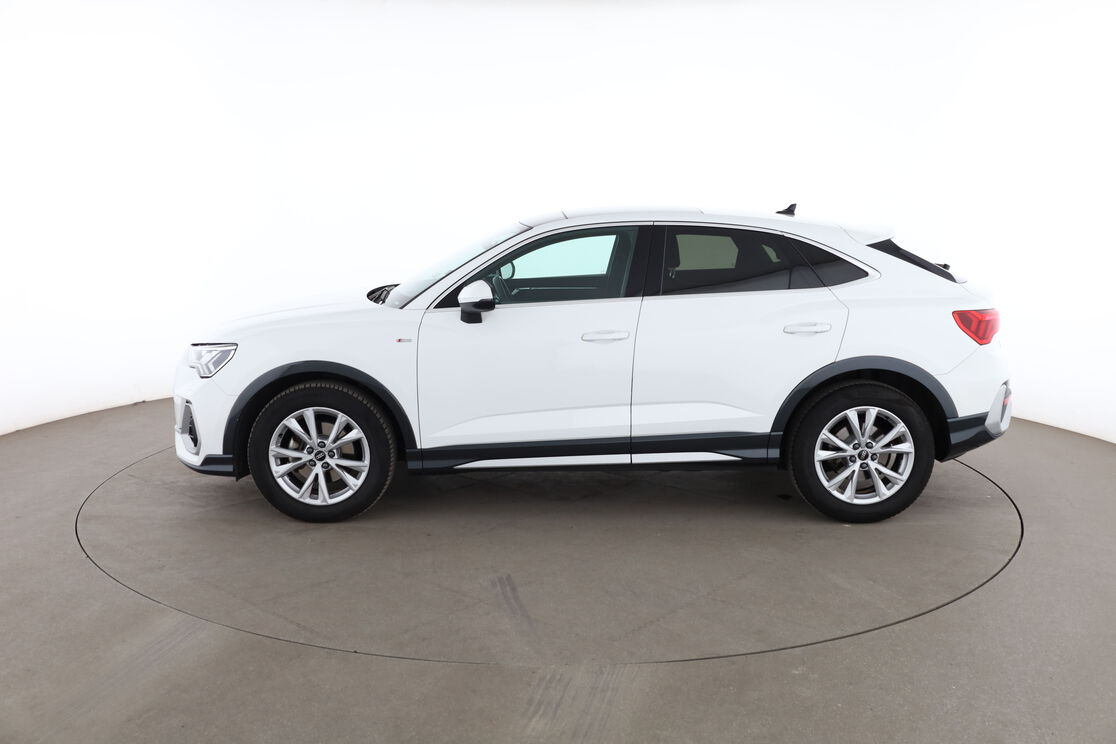 Audi Q3 Sportback 35 TDI S Line S Tronic 7 — photo 2