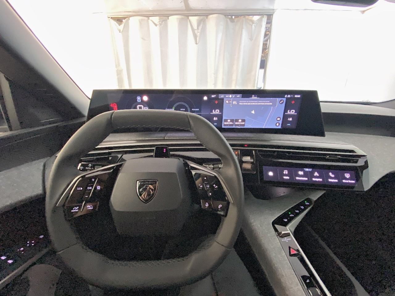 Peugeot 5008 hybrid 145 ch e-dcs6 allure — photo 12
