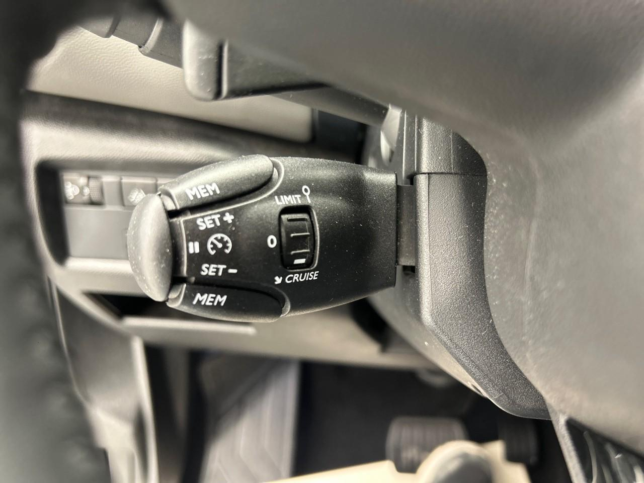Citroën C5 Aircross hybride rechargeable 225 s&s e-eat8 feel — photo 21