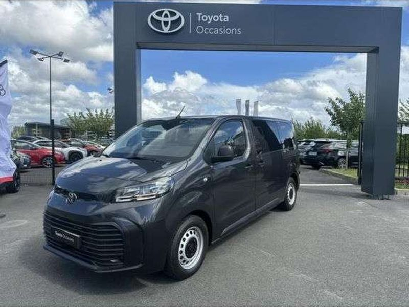 Toyota PROACE Toyota Proace Verso Medium 2.0 140 D-4D Dynamic MC24 — photo 1