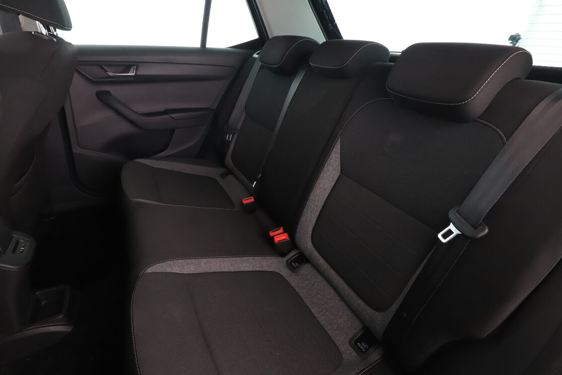 Skoda Fabia 1.0 TSI Drive 125 ans — photo 13