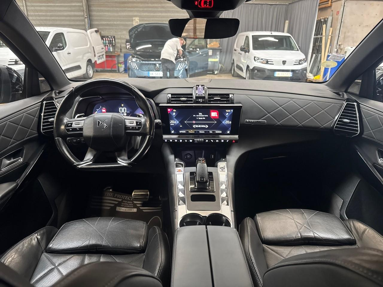 Ds Ds 7 crossback bluehdi 180ch la premiere eat8 — photo 8