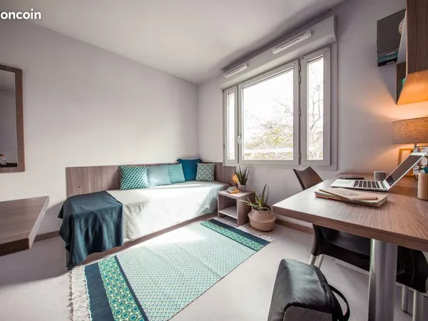 Studio 1 pièce 18 m²