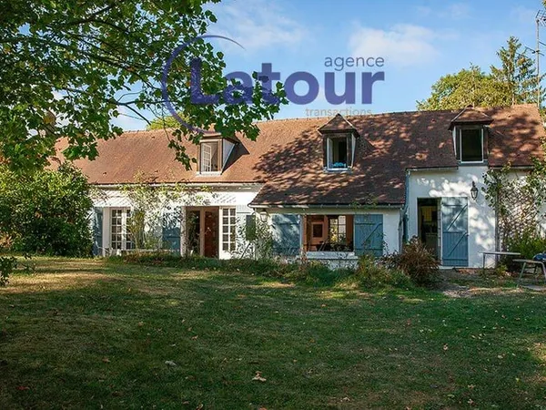 Maison 8 pièces 230 m²