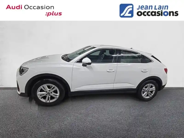 Audi Q3 sportback 35 tfsi 150 ch s tronic 7 — photo 8
