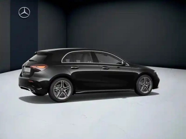 Mercedes Classe A 180 amg line — photo 17