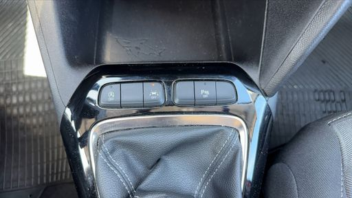 Opel Corsa 1.2 Turbo 100 - Edition – 2023 – 46530 km – Essence – Boîte Manuelle — photo 15