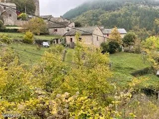 Maison Prades 48210