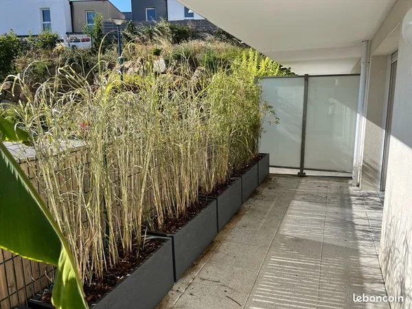 T2 lumineux avec terrasse de 14 m2