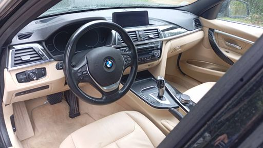 BMW Serie 3 Touring 320d 163 BVA8 - Lounge Plus – 2018 – 93711 km – Diesel – Boîte Automatique — photo 39