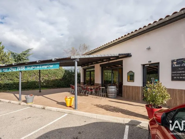 Fonds de commerce 151 m²
