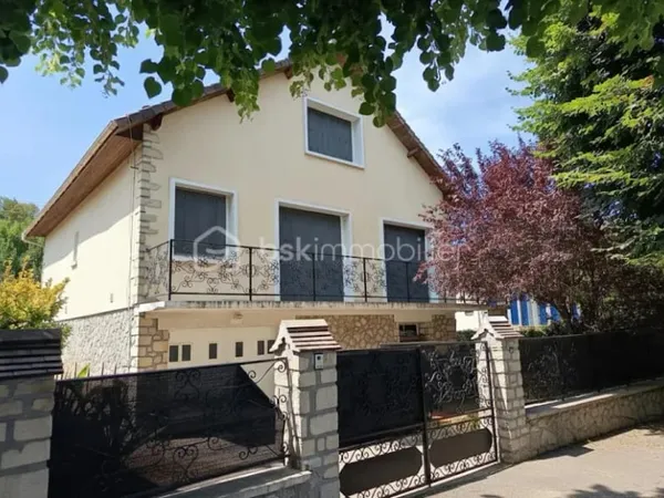 Maison 5 pièces 135 m²