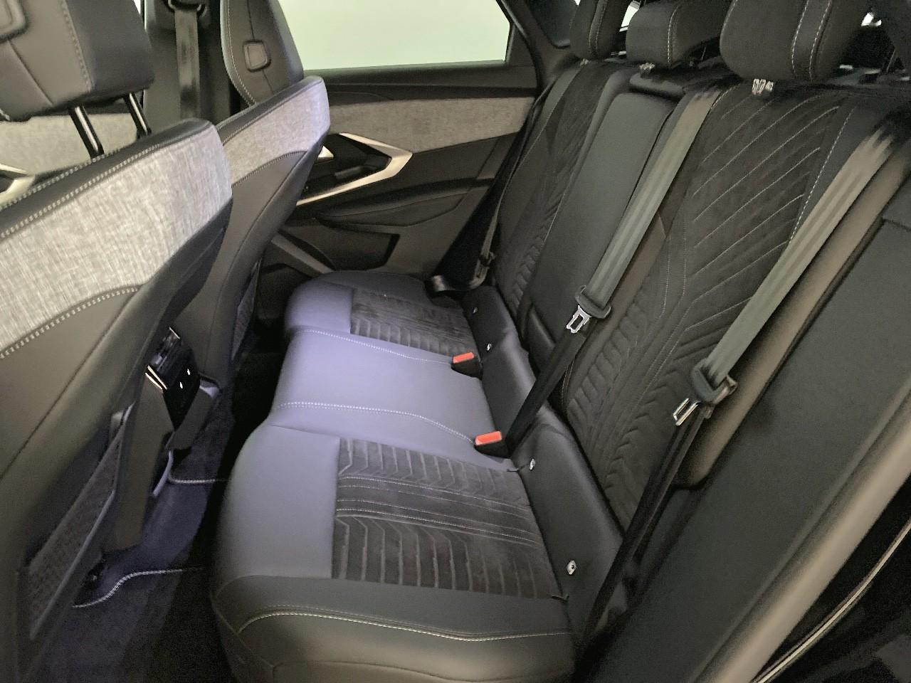 Peugeot 3008 electrique 210 ch 73 kwh gt — photo 10