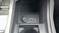Peugeot 308 1.2 Hybrid 145ch GT e-DCS6 — photo 18