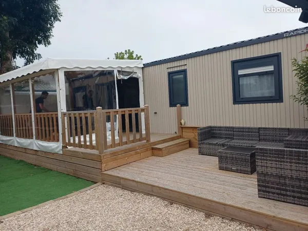 Mobil home dans camping 5 étoiles