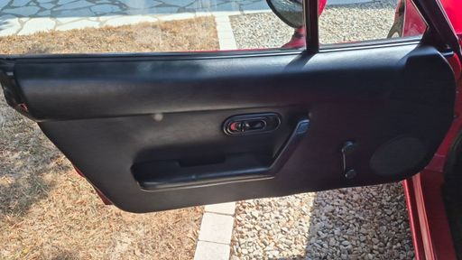 Mazda MX5 1.6 90 - Soft Top – 1996 – 62344 km – Essence – Boîte Manuelle — photo 35