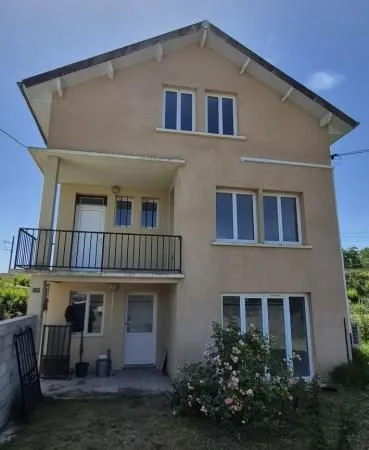 Maison 11 pièces 270 m²