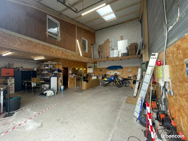 Reprise de bail - Hangar parfait pour artisan / Activité