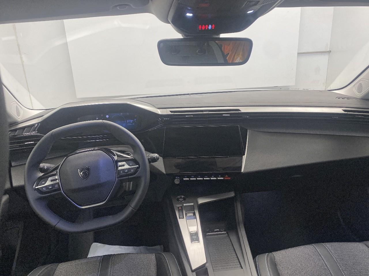 Peugeot 308 hybrid 145 e-dcs6 allure — photo 8