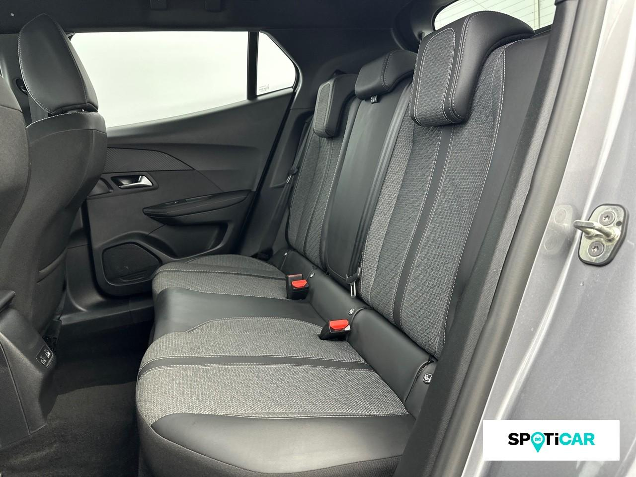 Peugeot 2008 e-2008 156ch 54 kwh allure — photo 10