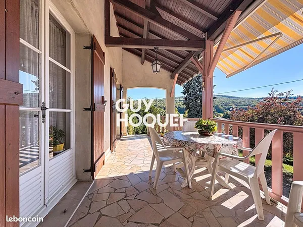 Propriété 6 pièces 162 m²