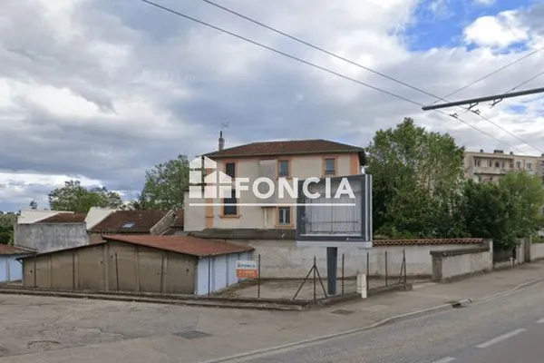 Stationnement Location Caluire-et-Cuire 83€