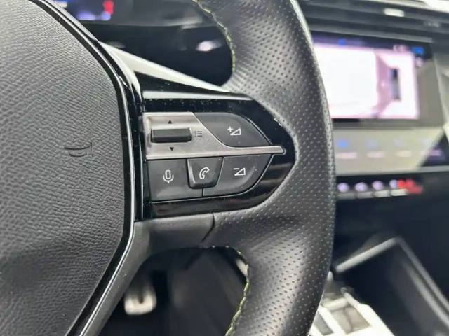 Peugeot 408 phev 225 e-eat8 — photo 57