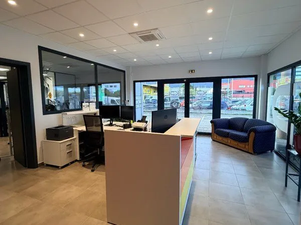 Bureaux la FARLÈDE 184 m2