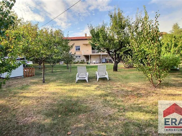 Maison 5 pièces 107 m²
