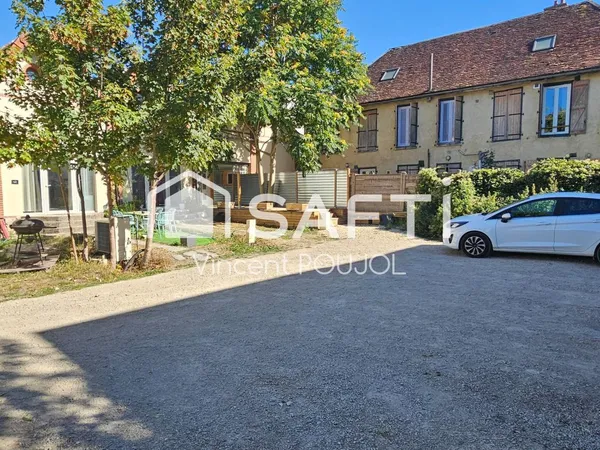 A u pied de la Gare - Loft de 115 m² habitables - terrasse - place privative de parking
