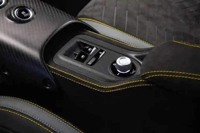Maserati Mc20 v6 630 ch — photo 58