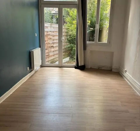 STUDIO Rouen av. Flaubert / Fac de Droit