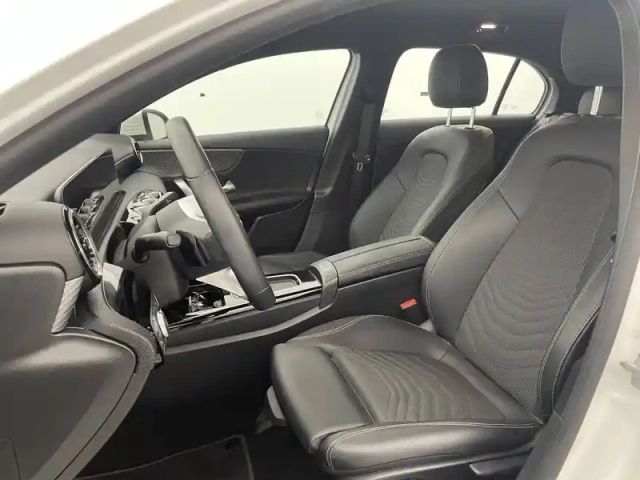 Mercedes Classe A 180 d 8g-dct — photo 124