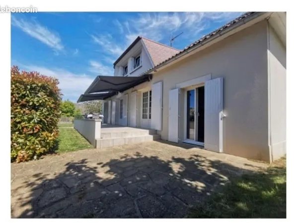 Jolie maison à la campagne