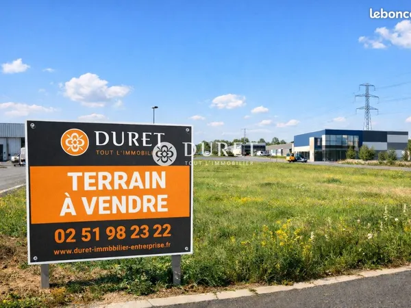 Terrain 3315 m² Bellevigny