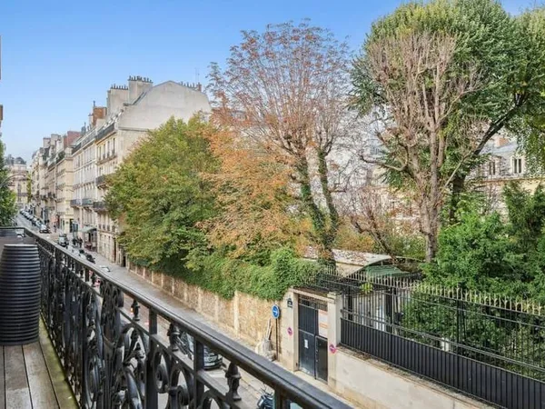 Appartement 7 pièces 187 m²