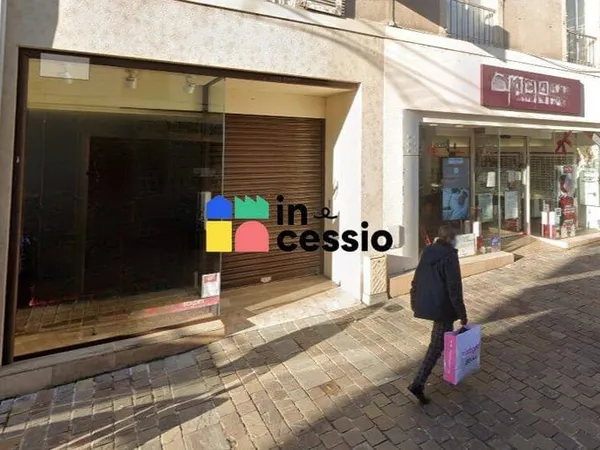 Local commercial 90 m²