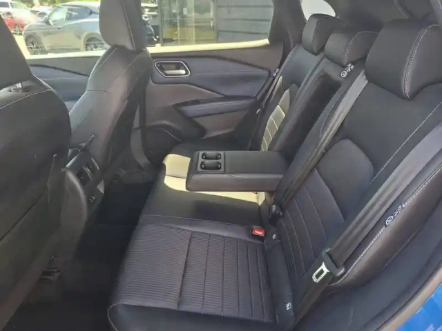 Nissan Qashqai mild hybrid 158 ch xtronic — photo 17