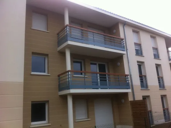 Appartement 3 pièces balcon 62m2 - SAINT BENOIT -