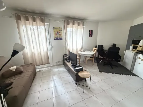 INVESTISSEMENT LOCATIF - STUDIO VENDU LOUÉ