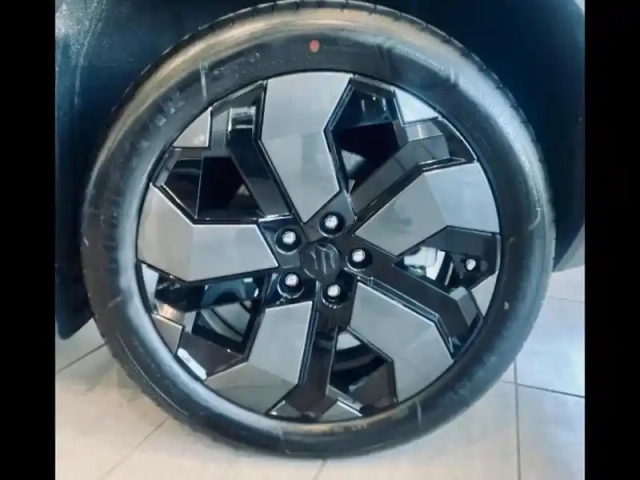 Suzuki Vitara e  174ch 61kwh style — photo 15